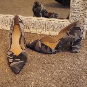 1. State Camo Pointed Toe Heels